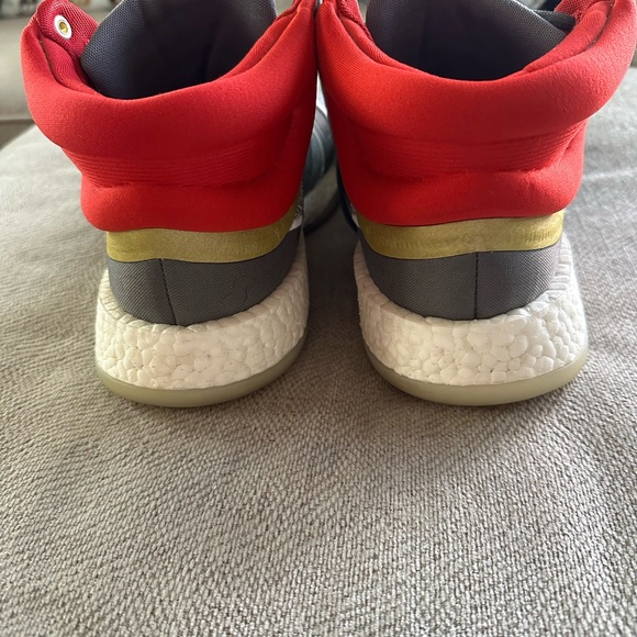 Men’s Adidas Marvel Marquee Boost Thor Basketball shoes - Picture 5 of 7